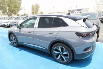 VOLKSWAGEN ID4 CROZZ PRO AUTO PARK 2022 *EXPORT PRICE*