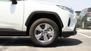 Toyota RAV4 2.0L4WD a model 2022