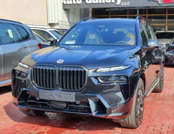 BMW X7 XDRIVE 40i M Sport 5 Years Warranty &amp; Service 2023 GCC