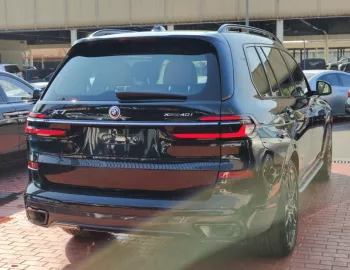 BMW X7 XDRIVE 40i M Sport 5 Years Warranty &amp; Service 2023 GCC