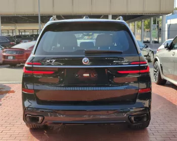 BMW X7 XDRIVE 40i M Sport 5 Years Warranty &amp; Service 2023 GCC