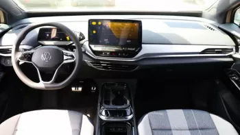Volkswagen ID.6 CROZZ PURE +/+ Sunroof