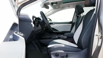 Volkswagen ID.6 CROZZ PURE + 2021/Sunroof