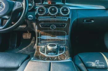 Mercedes-Benz C 300 4 Matic