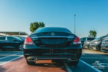 Mercedes-Benz C 300 4 Matic
