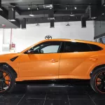 Lamborghini Urus PEARL CAPSULE EDITION - 2022 petrol automatic - Thumbnail 10