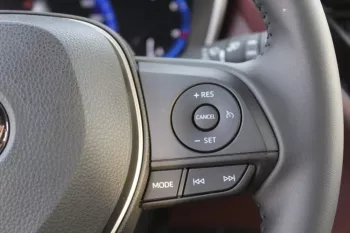 Toyota Corolla cross 1.8L Fwd 5doors hybrid 2023