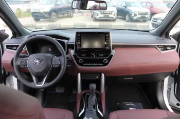 Toyota Corolla cross 1.8L Fwd 5doors hybrid 2023