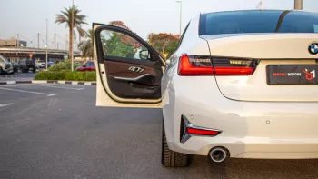 BMW 320I 2021 V4 TWIN TURBO