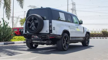 Land Rover Defender 8CYL 2023 WARRANTY (5Y)