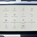 Land Rover Defender 8CYL 2023 WARRANTY (5Y) - Thumbnail 12