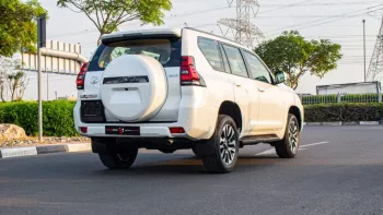 TOYOTA LANDCRUISER PRADO GXR 2023 GCC (5Y WARRANTY)