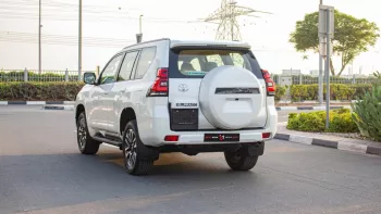 TOYOTA LANDCRUISER PRADO GXR 2023 GCC (5Y WARRANTY)