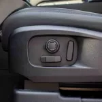Land Rover Defender P400 SE 2023 - Thumbnail 8