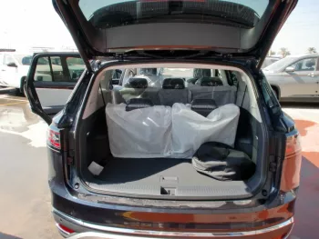 VOLKS WAGEN ELECTRIC ID6 CROZZ PRO , 7 Seats , Leather seats , panoramic roof , 2022MY