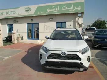 TOYOTA RAV4 , 2.5L PETROL , 4WD , Automatic transmission , Sunroof , cloth seats , rear view camera , push start , 2022MY
