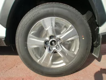 TOYOTA RAV4 , 2.5L PETROL , 4WD , Automatic transmission , Sunroof , cloth seats , rear view camera , push start , 2022MY