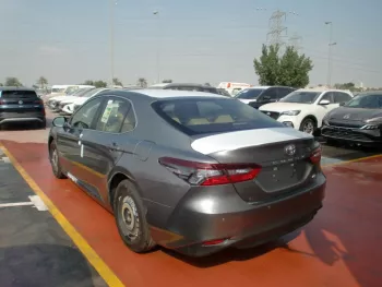 TOYOTA CAMRY LE BASIC , 2.5L PETROL , POWER WINDOWS , AUTOMATIC TRANSMISSION , CLOTH SEATS , 2022MY