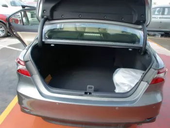 TOYOTA CAMRY LE BASIC , 2.5L PETROL , POWER WINDOWS , AUTOMATIC TRANSMISSION , CLOTH SEATS , 2022MY