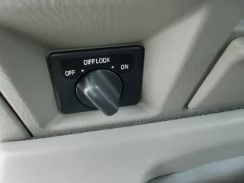 NISSAN PATROL PICK UP SINGLE CAB 4.8 L PETROL 4X4 BASIC MANUAL TRANSMISSION 2021MY