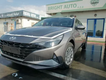 HYUNDAI ELANTRA 1.6L , AUTOMATIC TRANSMISSION , STEEL WHEELS , CLOTH SEATS , MID OPTION 2022MY
