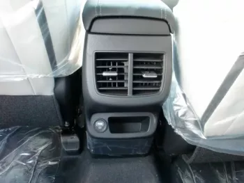 KIA SELTOS HI 4X2 AUTOMATIC 1.6L LEATHER SEATS , SUNROOF , 2023 MY