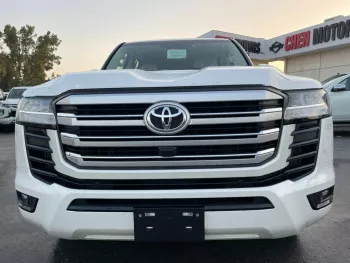 TOYOTA LAND CRUISER 3.3L GXR TWIN TURBO DIESEL 2022