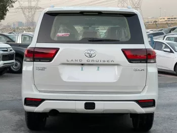 TOYOTA LAND CRUISER 3.3L GXR TWIN TURBO DIESEL 2022