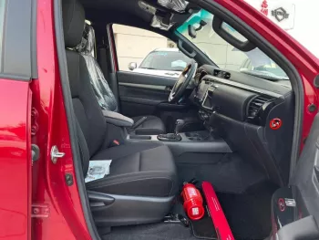 TOYOTA HILUX ADVENTURE 4.0L FULL OPTION AUTOMATIC PETROL 2021