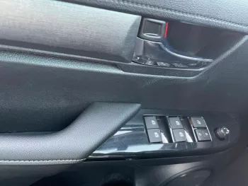 TOYOTA HILUX ADVENTURE 4.0L FULL OPTION AUTOMATIC PETROL 2021