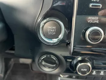 TOYOTA HILUX ADVENTURE 4.0L FULL OPTION AUTOMATIC PETROL 2021