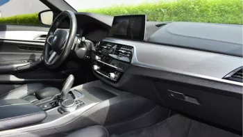 BMW 530i with m kit 2020 26000