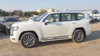 TOYOTA LAND CRUISER 3.3L TWIN TURBO VX DIESEL 2022