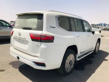 TOYOTA LAND CRUISER 3.3L TWIN TURBO VX DIESEL 2022