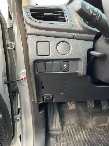 MITSUBISHI L200 SINGLE CABIN BASIC OPTION MANUAL TRANSMISSION 2022