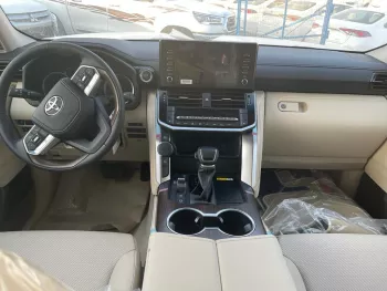 Toyota Land Cruiser GXR L300 3.5l Twin Turbo 2022