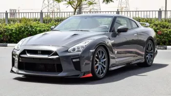 Nissan GTR 2016 88000 k. M kit 17 Gcc
