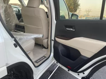 Toyota Land Cruiser GXR L300 3.5l Twin Turbo 2022