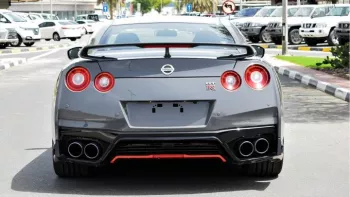 Nissan GTR 2016 88000 k. M kit 17 Gcc