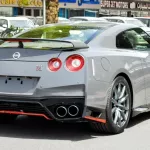 Nissan GTR 2016 88000 k. M kit 17 Gcc - Thumbnail 6