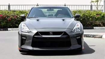 Nissan GTR 2016 88000 k. M kit 17 Gcc