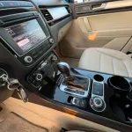 VOLKSWAGEN TOUAREG 2016 GCC PERFECT CONDITION - Thumbnail 9