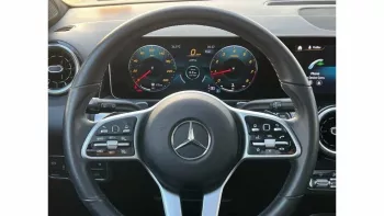 Mercedes-Benz GLB 250 2020