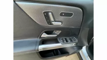 Mercedes-Benz GLB 250 2020
