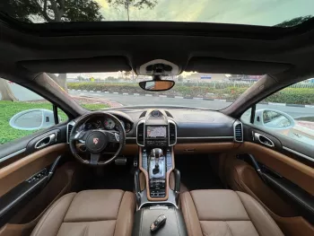 Porsche Cayenne GTS 2014 V8
