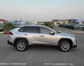 TOYOTA RAV4 XLE FULL OPTION 2021 2.5 L