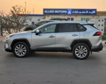 TOYOTA RAV4 XLE FULL OPTION 2021 2.5 L