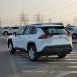 TOYOTA RAV4 XLE FULL Option 2.5 2021 - Thumbnail 3
