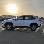 TOYOTA RAV4 XLE FULL Option 2.5 2021 - Thumbnail 5