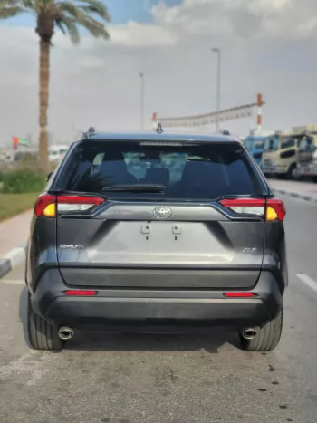 TOYOTA RAV4 XLE PREMIUM GREY 2021